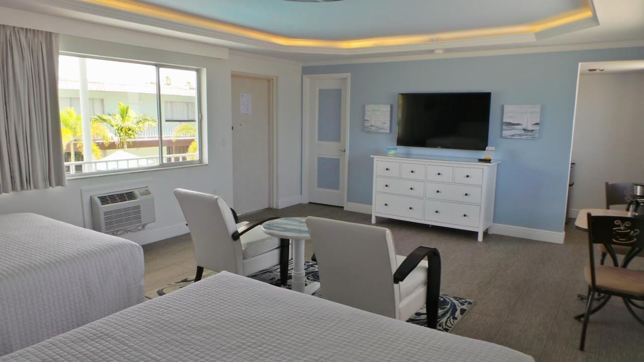Island House Resort Hotel セント・ピート・ビーチ エクステリア 写真